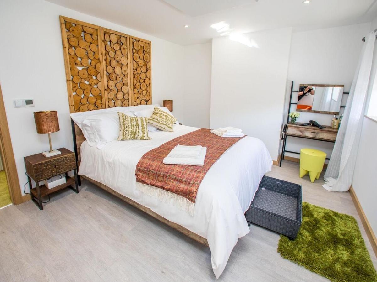 Hiraeth At The Brecon Beacons Villa เมอเทอร์ทิดฟิล ภายนอก รูปภาพ